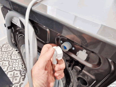 Unplug the washing machines electrical